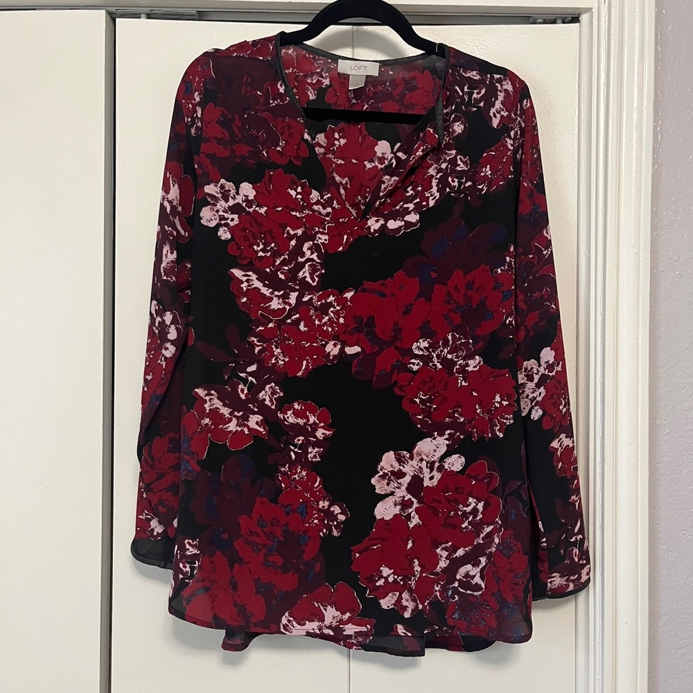 LOFT Floral Print Long Sleeve Blouse Top Red Black Romantic Medium